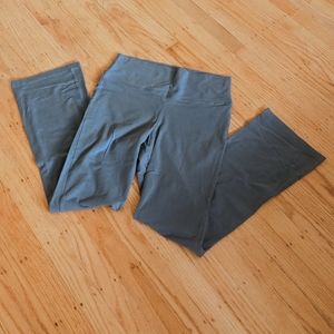 Aritzia TNA Chill Bootcut Flare Leggings Slate Blue Cotton - Size L